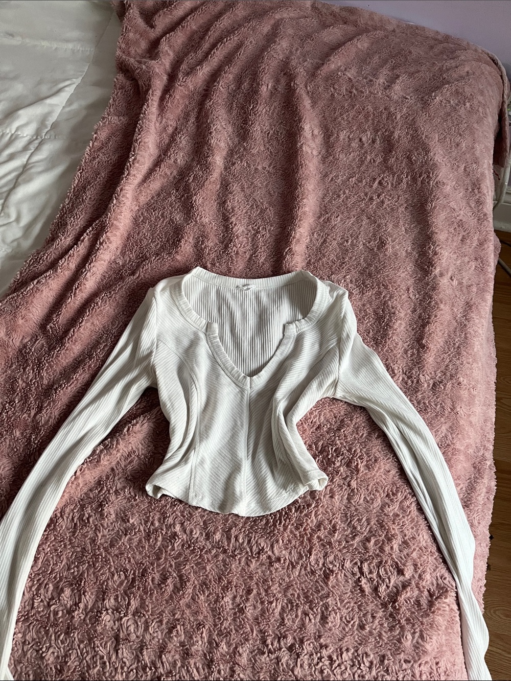 Garage White Ribbed V-Neck Long Sleeve Top